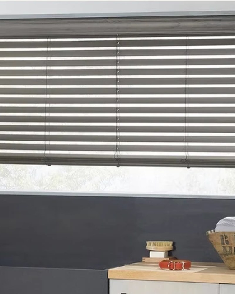 EverWood Alternative Wood Blinds by Hunter Douglas