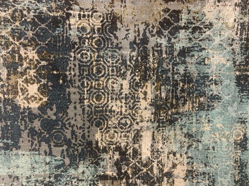 Area rug, 5' x 8'